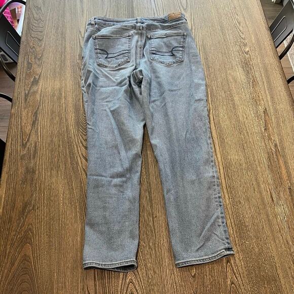 American Eagle Womens Mom Jeans Mid Rise Denim Stretch Light Wash Blue Size 10 - Picture 10 of 12